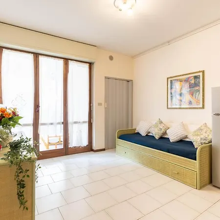 Iris-silvi Apartment *